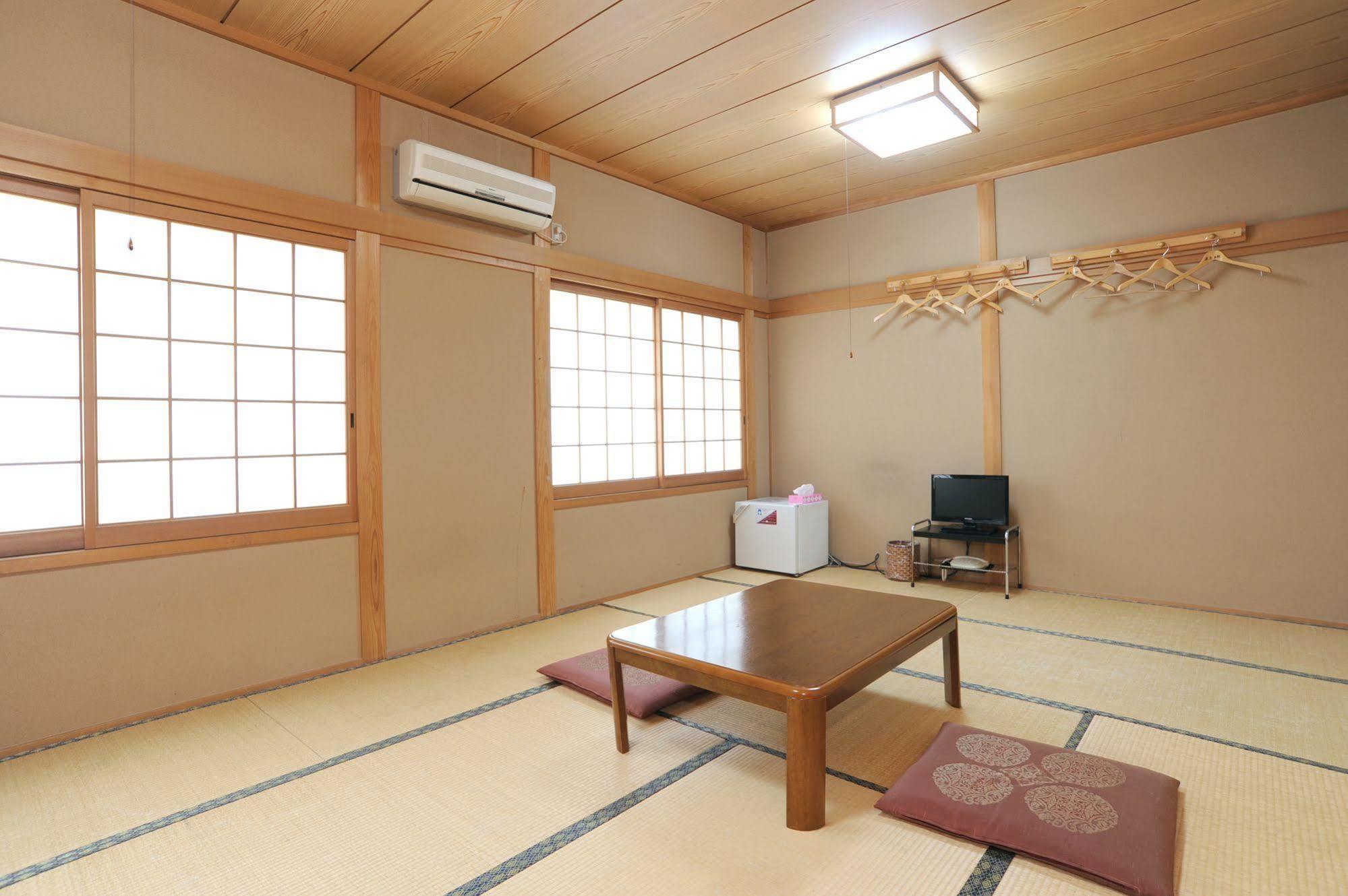 פוקואוקה Japanese Ryokan Kashima Honkan מראה חיצוני תמונה